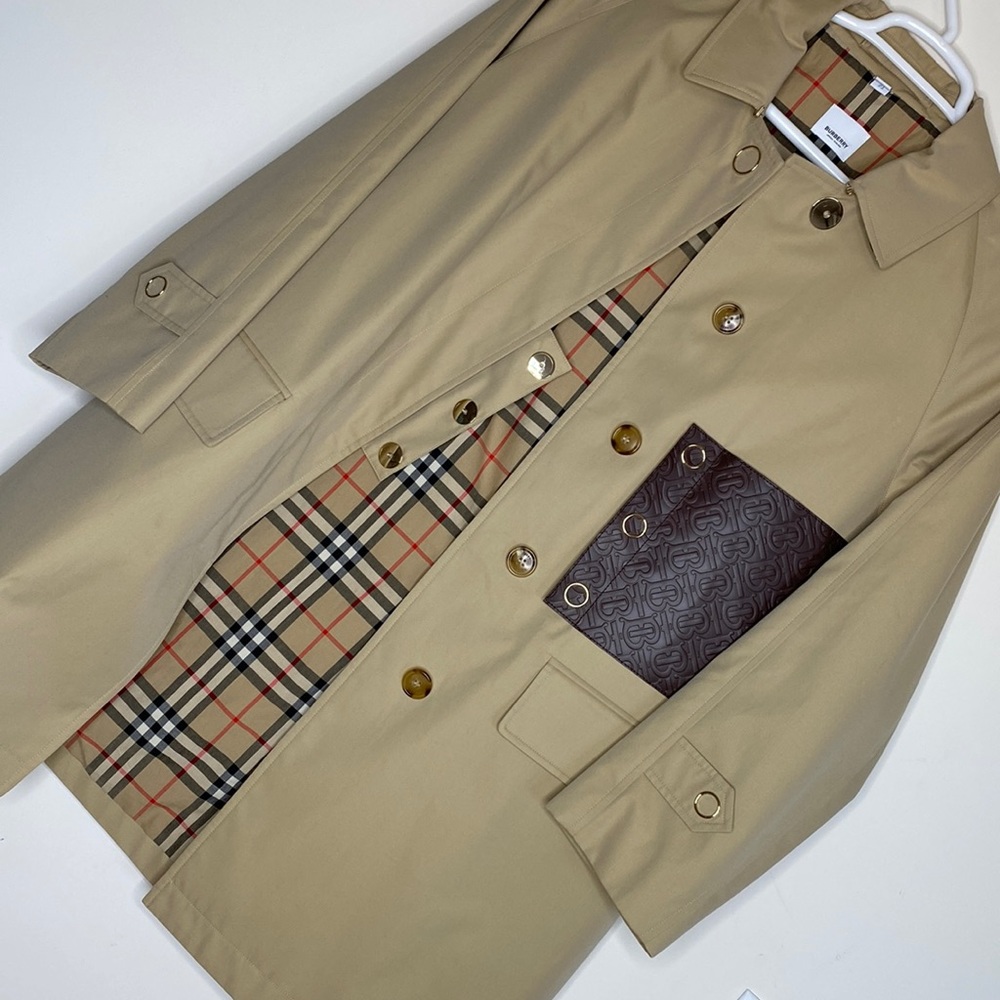 Authentic Burberry trench coat - Picture 6 of 14